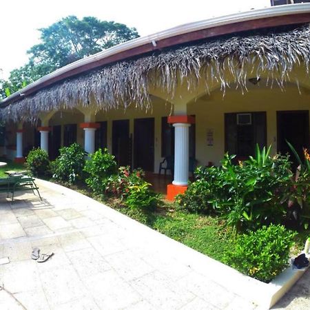 Hotel Esperanza Карильо Екстериор снимка